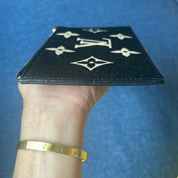 Authentic Louis vuitton flat wallet - Picture 2 of 7